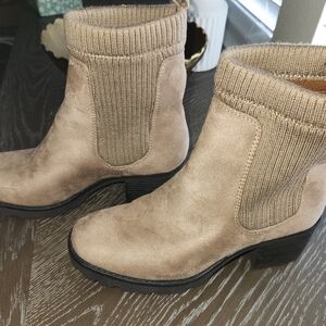 White Mountain Tan Ankle Booties with Knit Collar